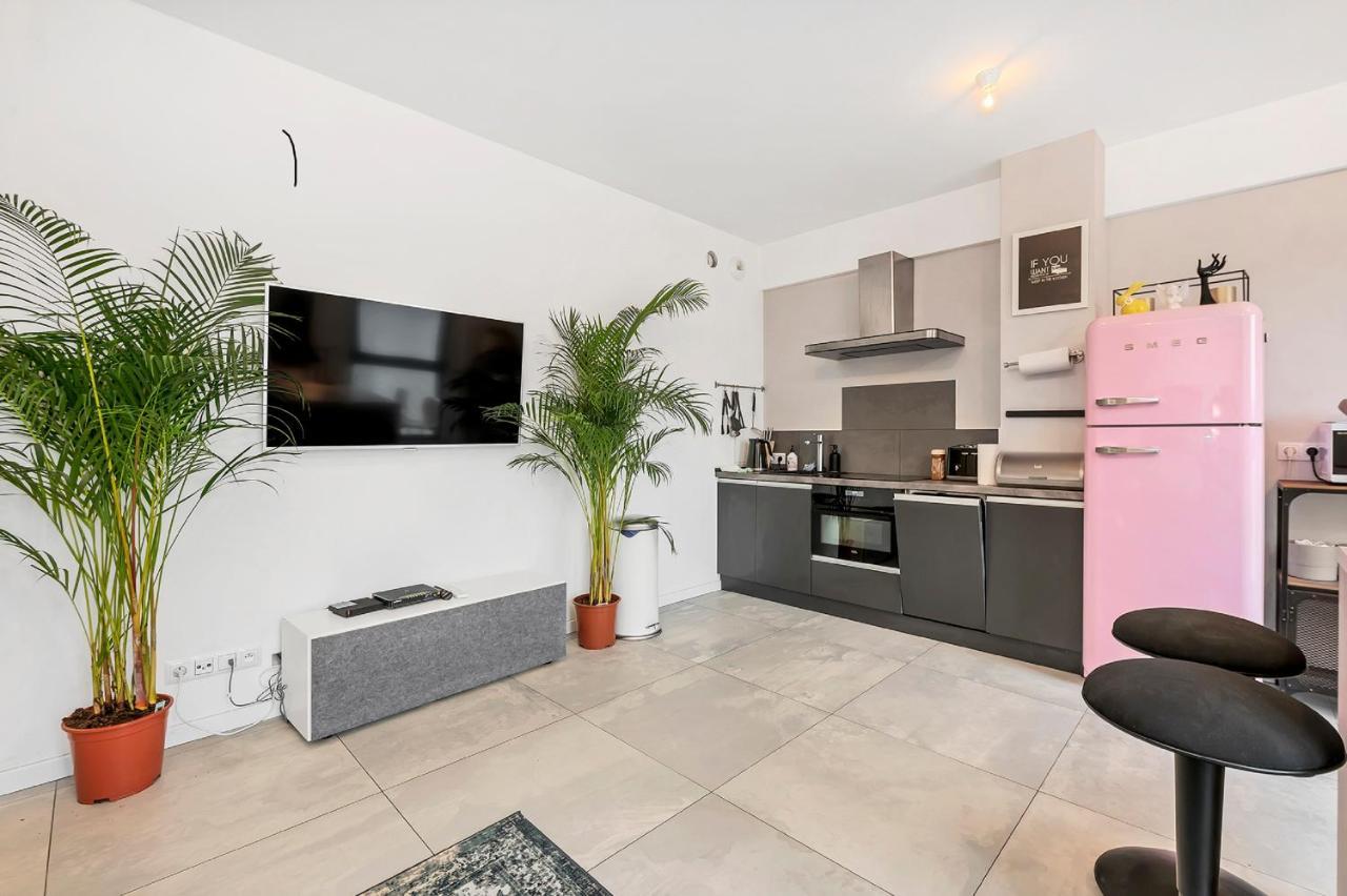 Lumina 4-Room Apart With Large Balcony Varşova Dış mekan fotoğraf