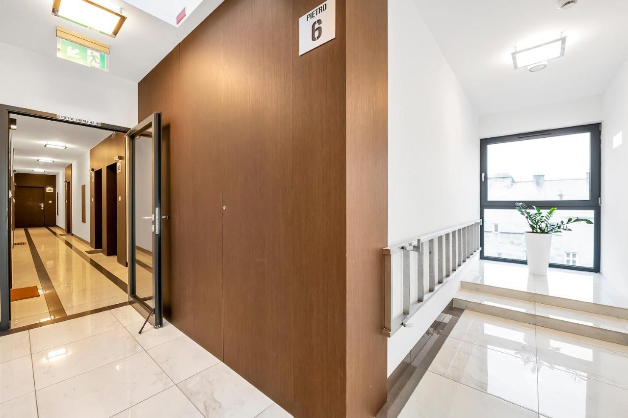 Lumina 4-Room Apart With Large Balcony Varşova Dış mekan fotoğraf
